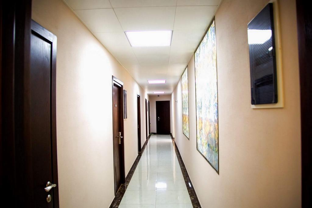 Hotel Feri ティビリシ エクステリア 写真